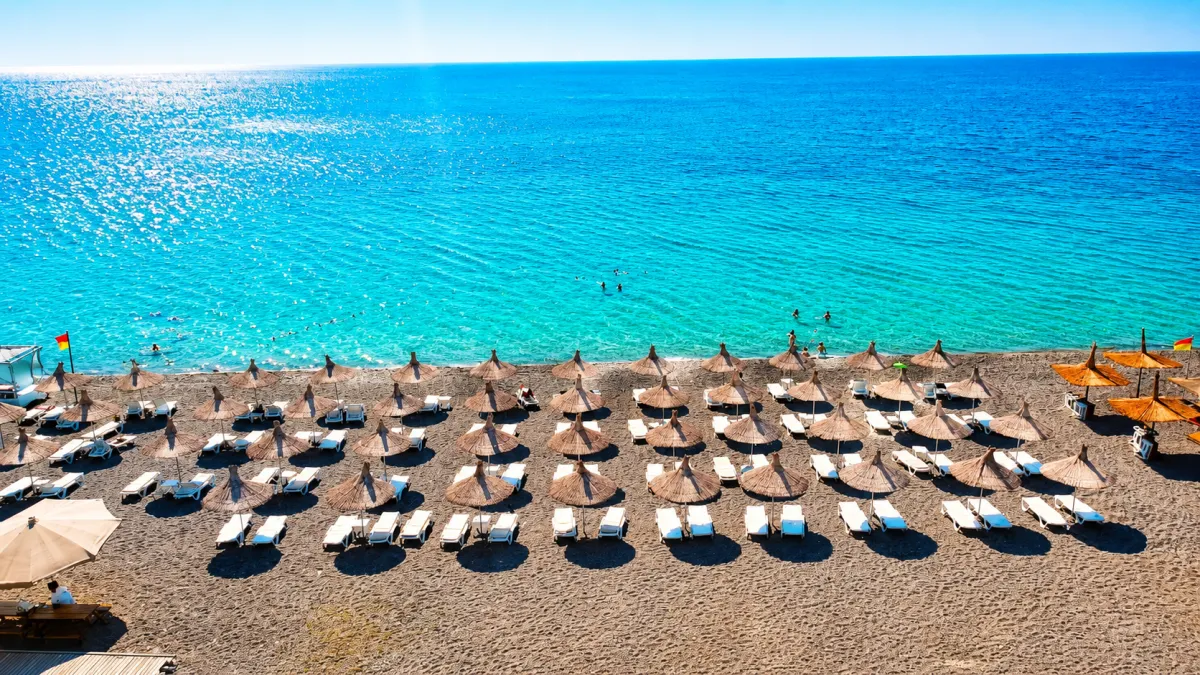Assos’ta Tatil: İlk Kez Gelenler İçin Rehber
