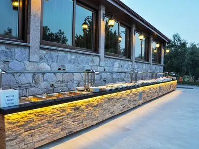 Assos Park Hotel Restaurant