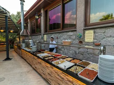 Assos Park Hotel Restaurant